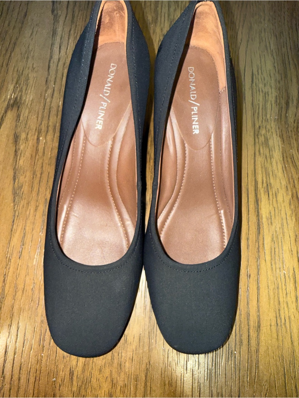 Donald Pliner Corin Black Stretch Crepe Pumps
